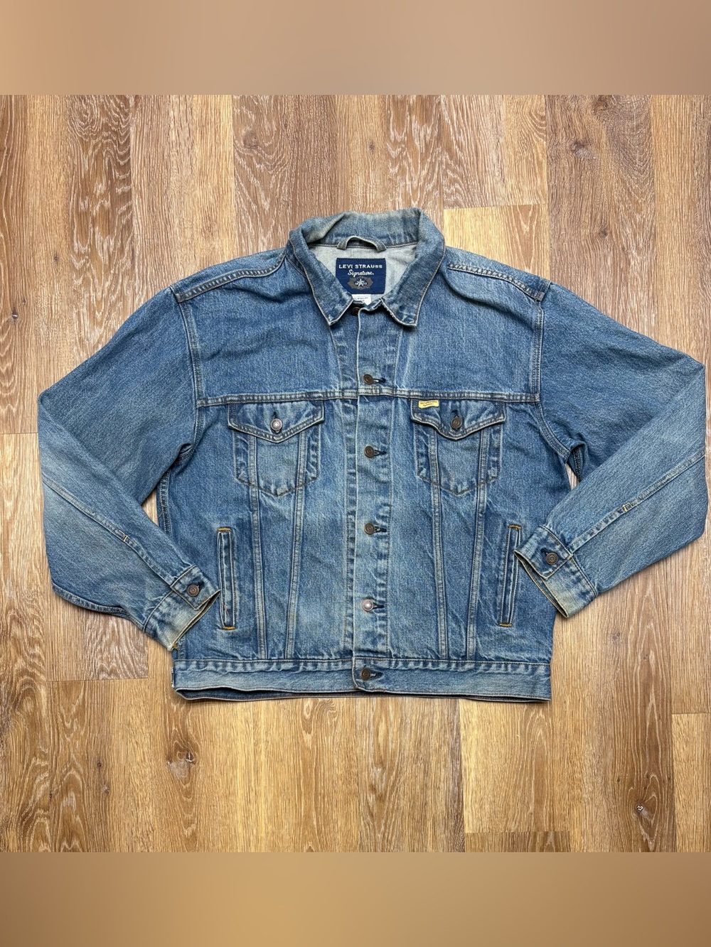 Levi's Navy and Light Blue Denim Jacket Label Detail